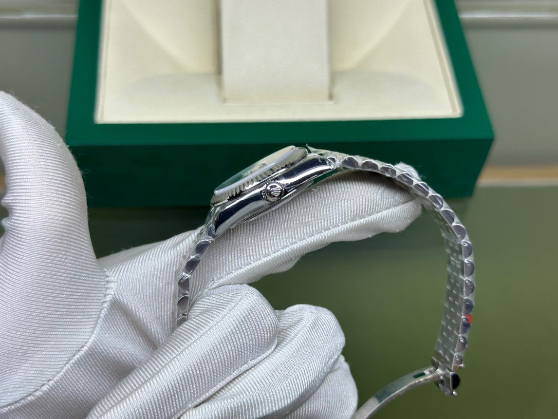 Rolex-Datejust-Silver-Jubilee-gallery-5