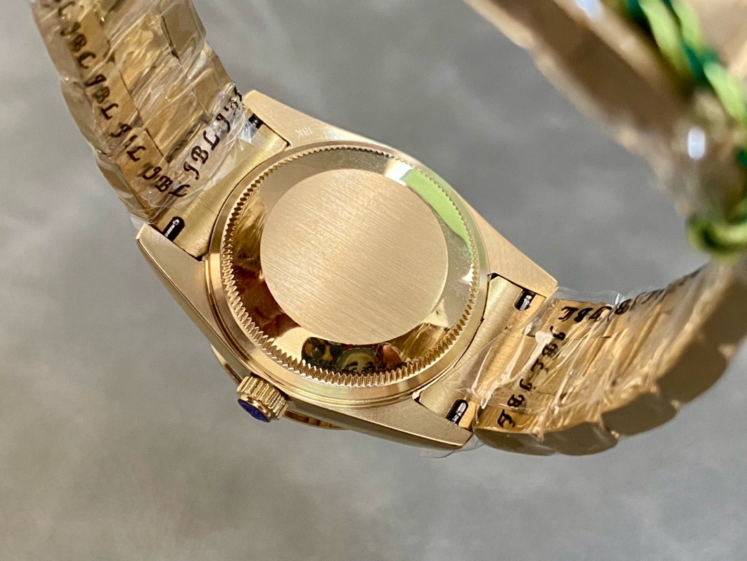 Rolex-Datejust-Yellow-Gold-Green-Dial-Iced-out-118348-gallery-7