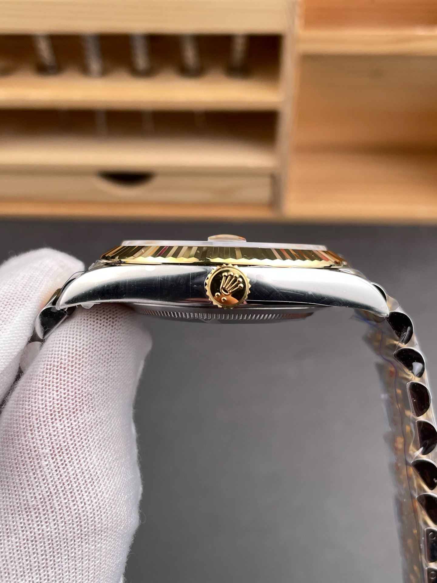 Rolex-Grey-Diamond-gallery-4
