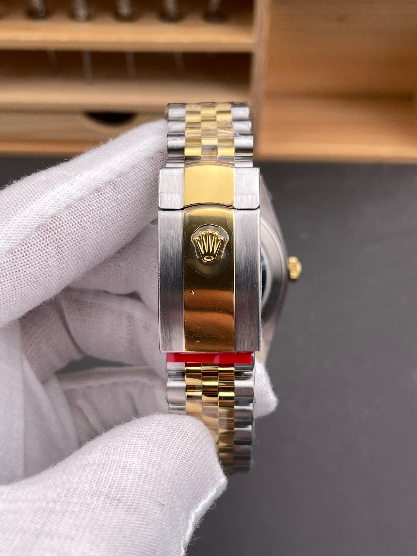 Rolex-Grey-Diamond-gallery-8