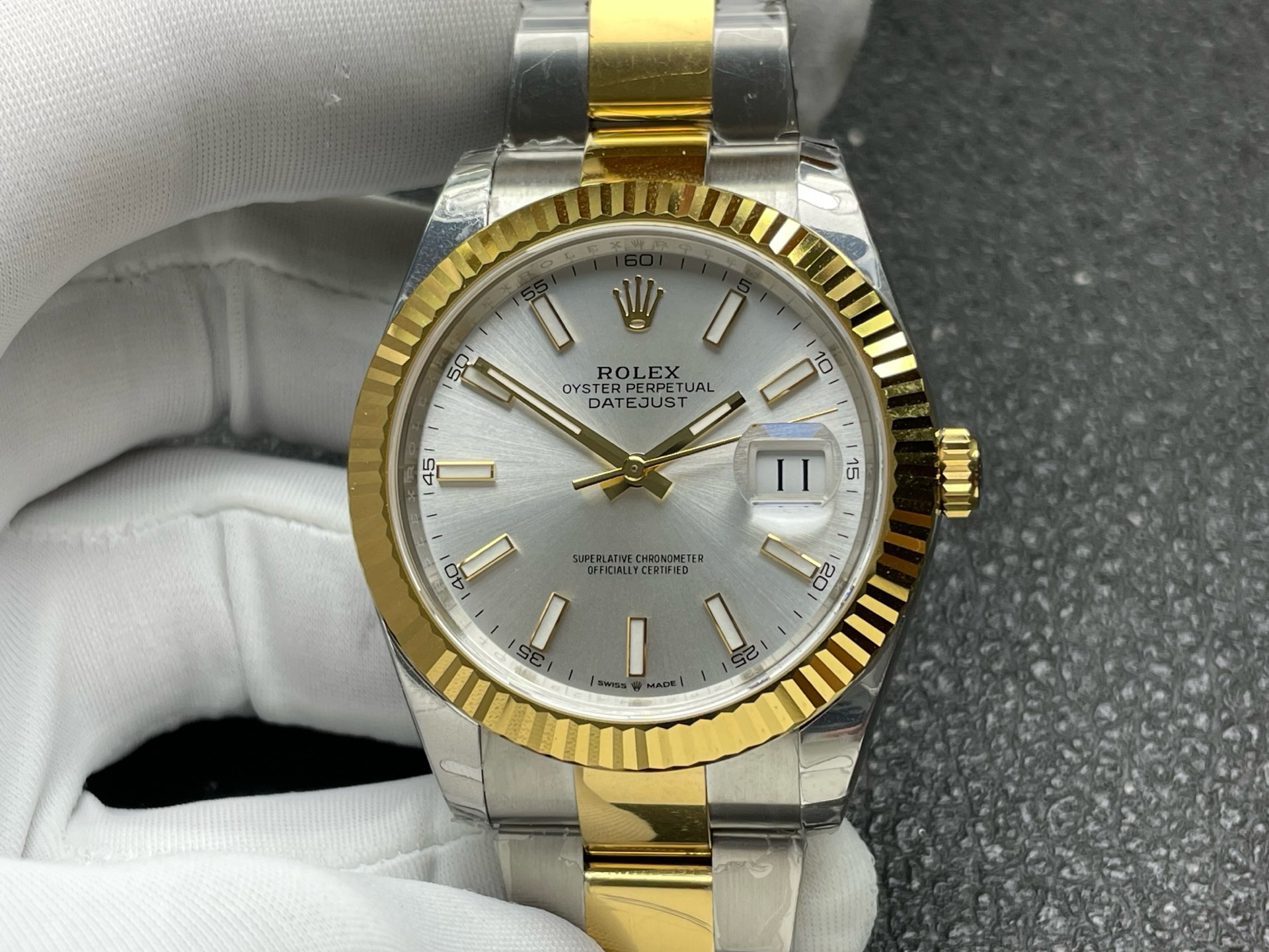 Rolex-Lady-Datejust-28mm-gallery-3