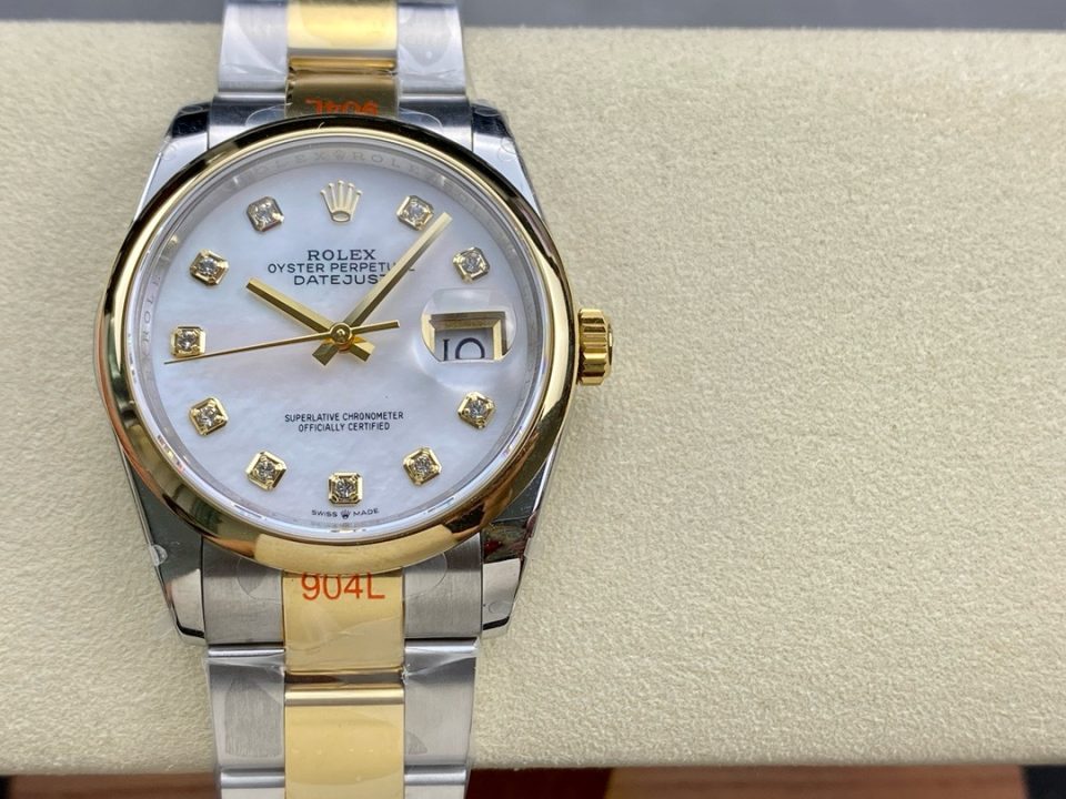 Rolex Oyster Perpetual Datejust White Dial 116200  