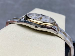 Rolex-Oyster-Perpetual-Datejust-White-Dial-116200-gallery-5