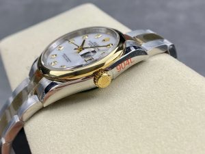 Rolex-Oyster-Perpetual-Datejust-White-Dial-116200-gallery-6
