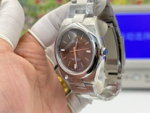 Rolex-Perpetual-114300-gallery-5