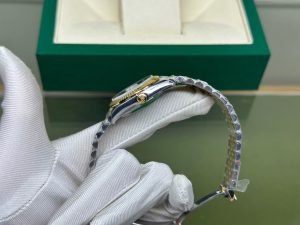 Rolex-With-Diamond-gallery-6