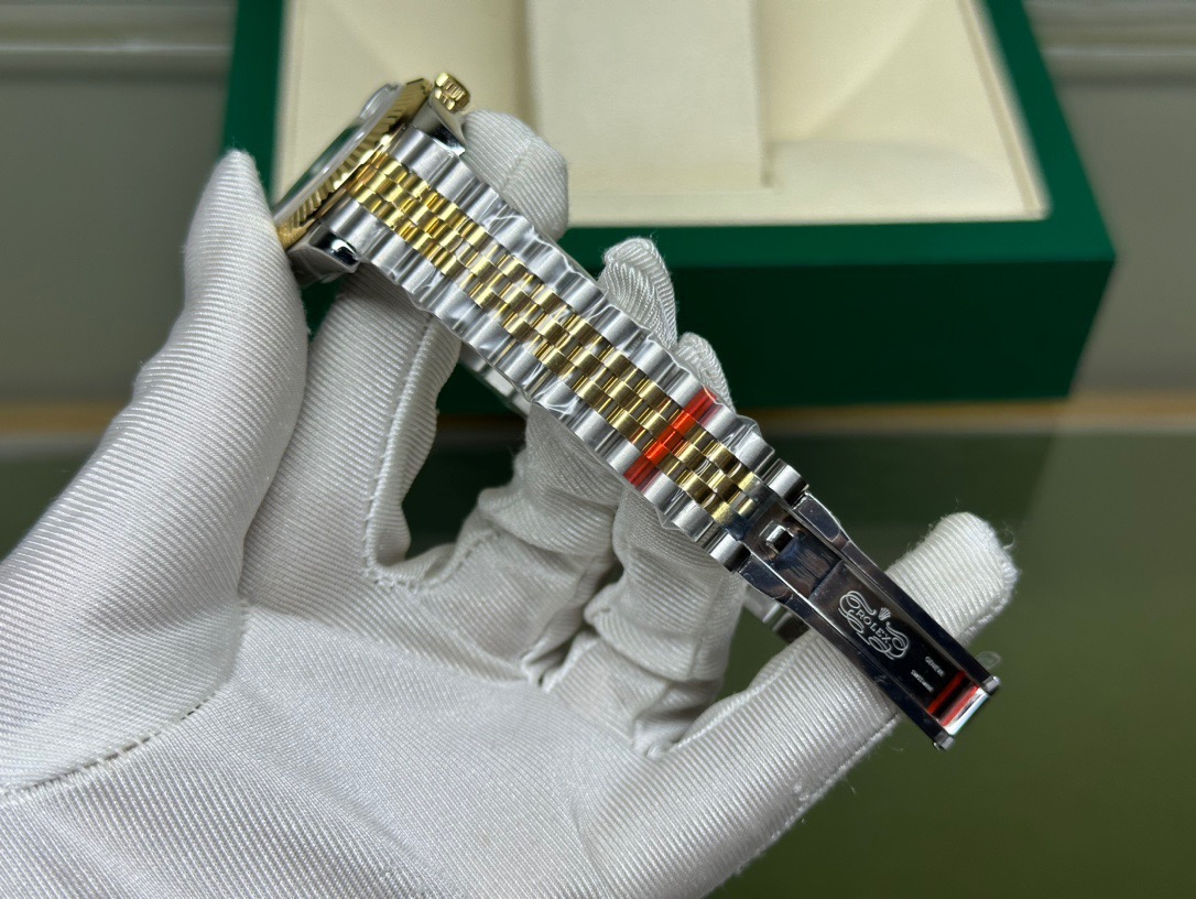 Rolex-With-Diamond-gallery-7