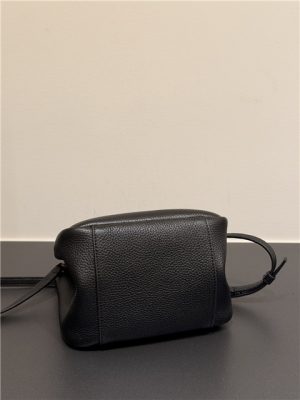 LE 5 A 7 Baby Bea 872469 Black Grained Leather-5.jpg