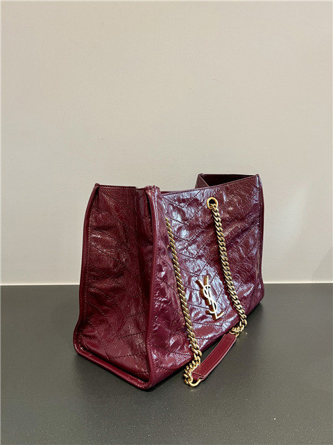 Medium Niki Shopping Bag 871151 Rouge Cabernet-3.jpg