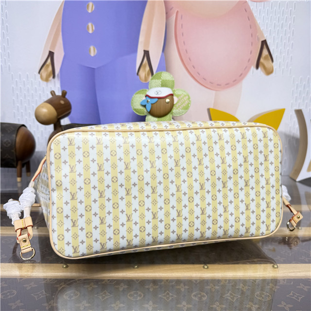 Neverfull MM M28457-4.jpg