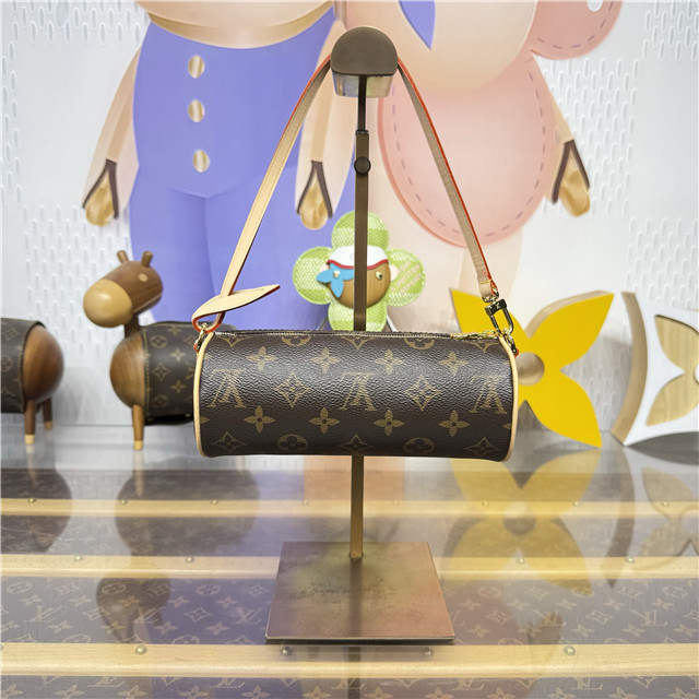 Pochette Papillon M25703-3.jpg