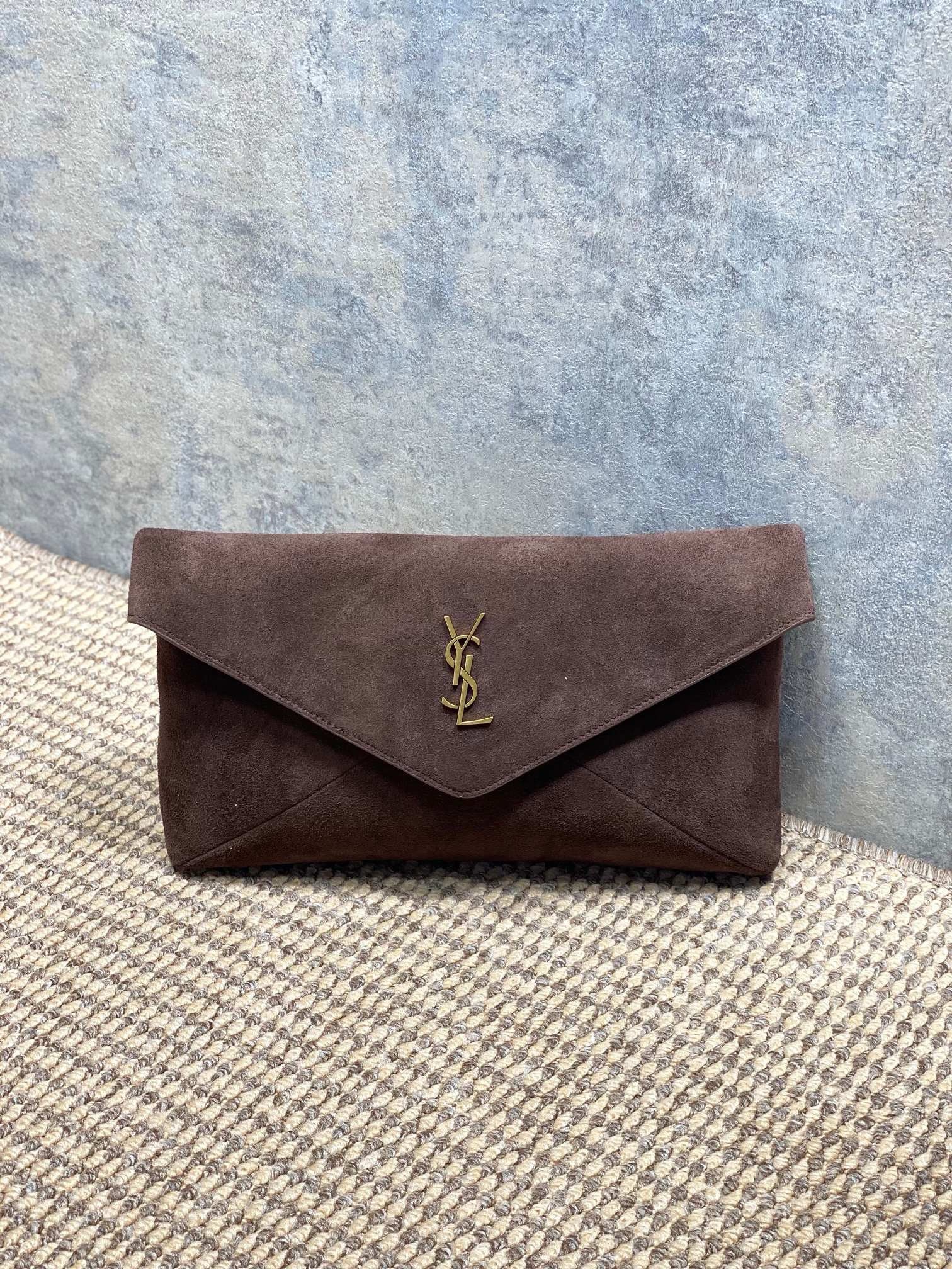 YSL CASSANDRE Large Envelope Pouch In Suede Grey - 769307