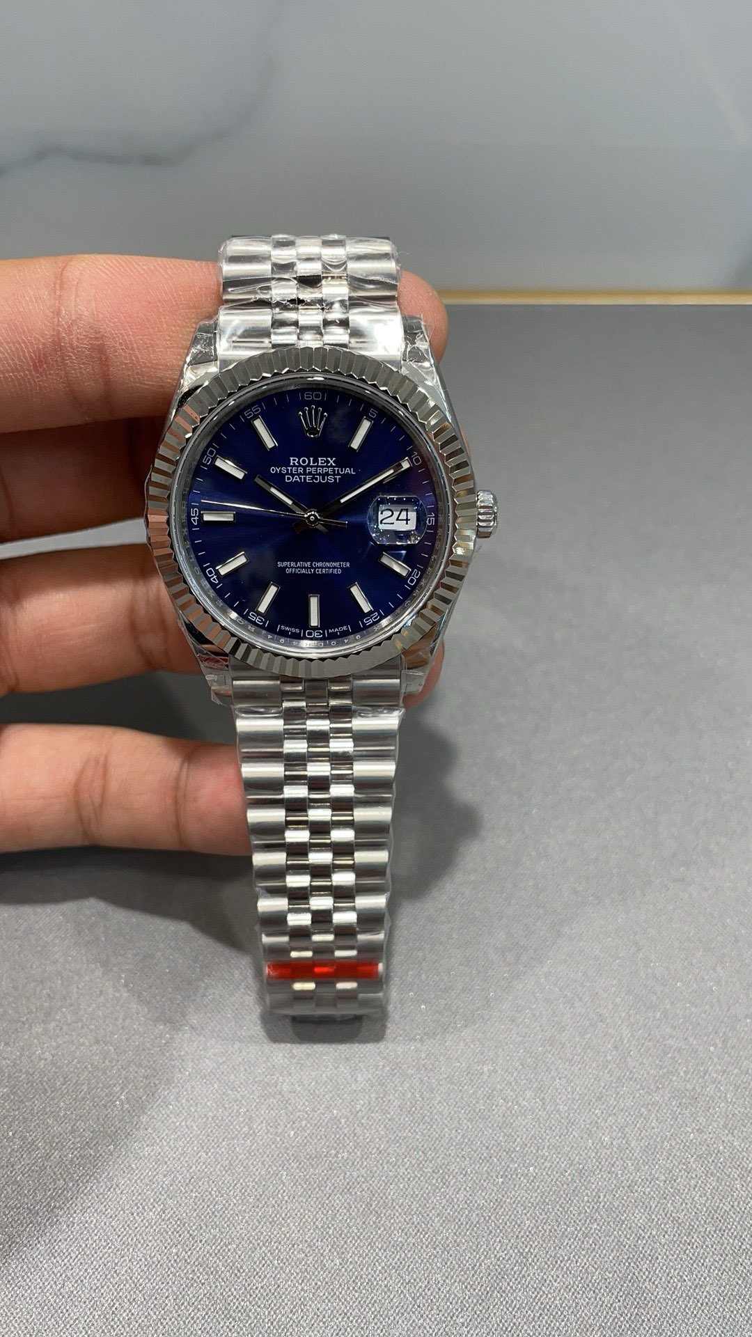 Rolex-Datejust-126334-0002-Blue-Dial-cover-1